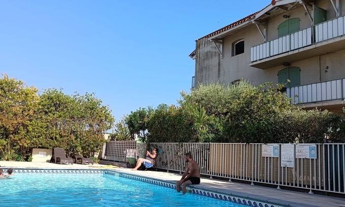 Le Grau-dʼAgde Apartment | Apartment in Residence with, Swimming Pool and Private Parking near the Beachn​