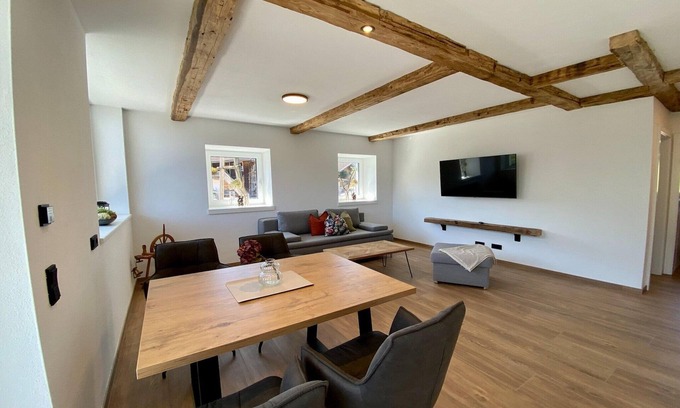 Saalfelden am Steinernen Meer Apartment | Apartment in Saalfelden near Ski Slopes