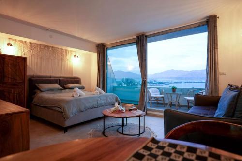 Eilat Apartment | Apartment in Sea Side with amazing sea view - By Edomlux