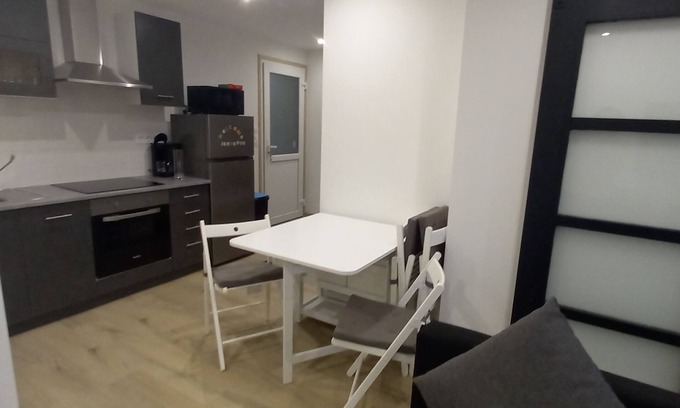 Saint-Broladre Apartment | Apartment in the bay of mont saint michel