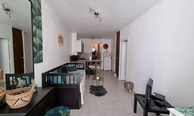 La Joliette Apartment | Apartment in the heart of the "panier", pedestrian zone, 5 minutes from the Old Port and Mucem