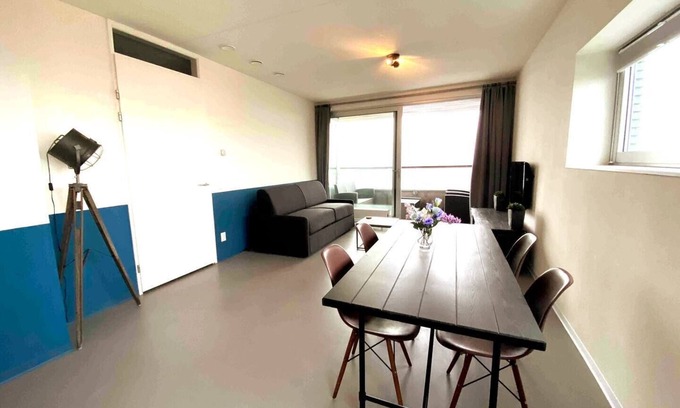 Tilburg Apartment | Apartment in Tilburg's city center, steps from hotspots including bars, restaurants, and shops.