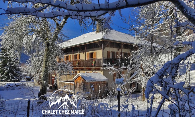 Montriond Apartment | Apartment in traditional house 100 m ski bus Montriond Morzine Avoriaz