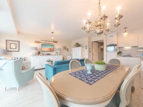 Bredene Apartment | Apartment L'Espérance d'autrefois by Interhome