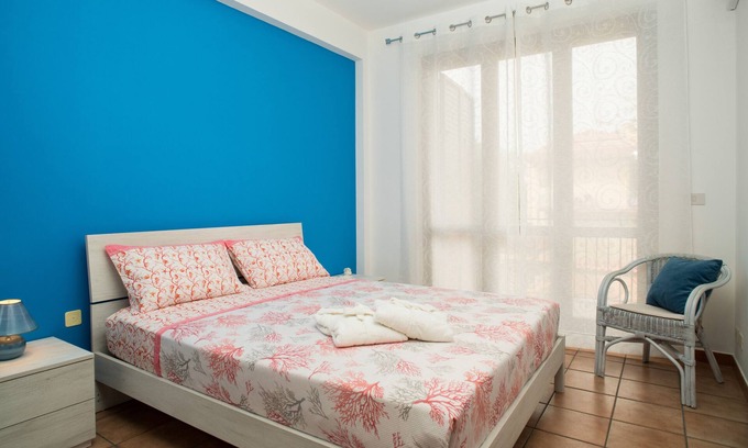 Stazzo Apartment | Apartment 'La Casa Di Terry' with Balcony and Air Conditioning