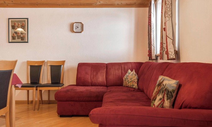 Castelrotto Apartment | Apartment 'Ladinser Hof Reiterstube' with Mountain View, Shared Garden and Wi-Fi