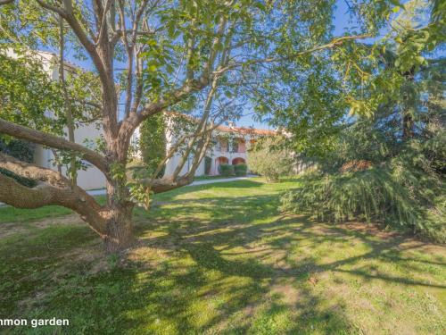 Les Bormettes Apartment | Apartment Les Canoubiers III by Interhome