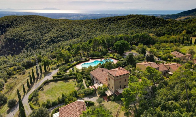 Riparbella Apartment | Apartment Lince by Interhome