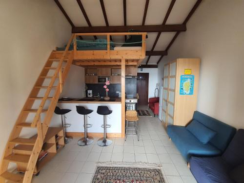 Calcatoggio Apartment | Apartment Liscia sea view, restaurant and supermarket 50m