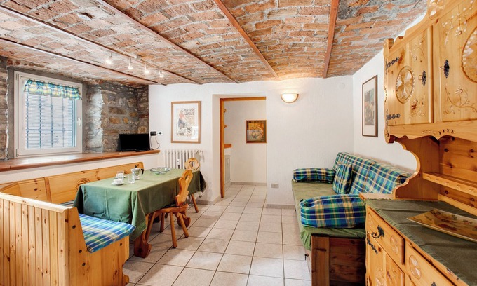 Morgex Apartment | Apartment 'Maison Jaccod piano Terra' with Mountain View and Wi-Fi