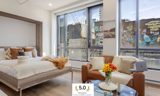 Downtown Montreal Apartment | Apartment MTL Dtown- Spotlight MTL
