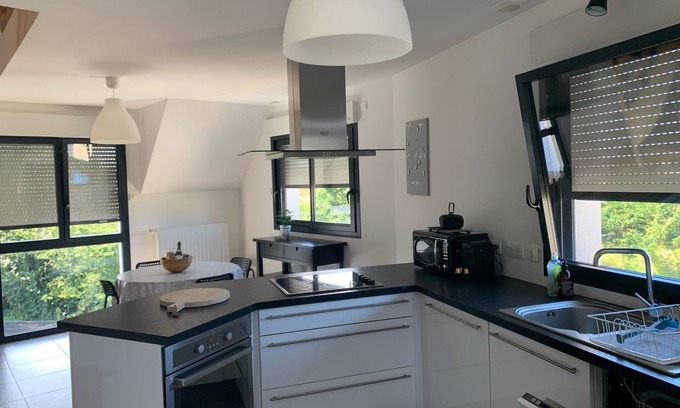 Louannec Apartment | Apartment near Perros-Guirec Pink Granite