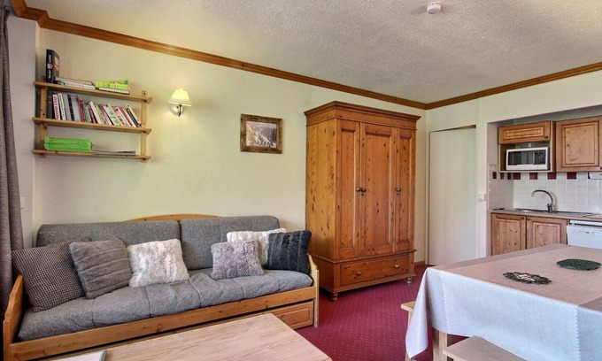 Plagne Centre Apartment | Apartment near slopes with Mont-Blanc view, free parking