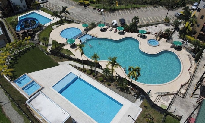 La Tebaida Apartment | Apartment near the Country Club with pool