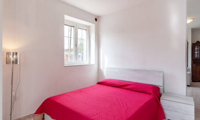 Massa Apartment | Apartment Near the Sea 'Casa Massa' with Garden, Mountain View and Wi-Fi