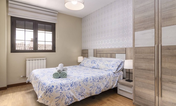 Leon Condo | Apartment next to the Plaza Mayor, Wifi and Parking - leonapartamentos