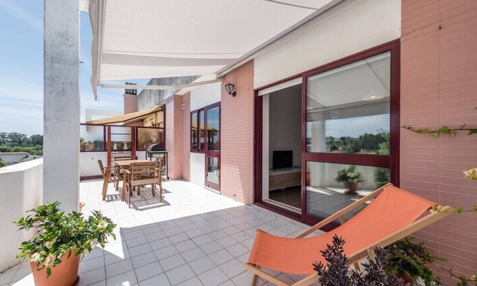 Vila Nova de Gaia Apartment | Apartment on the Sea and in the City - Free Garage