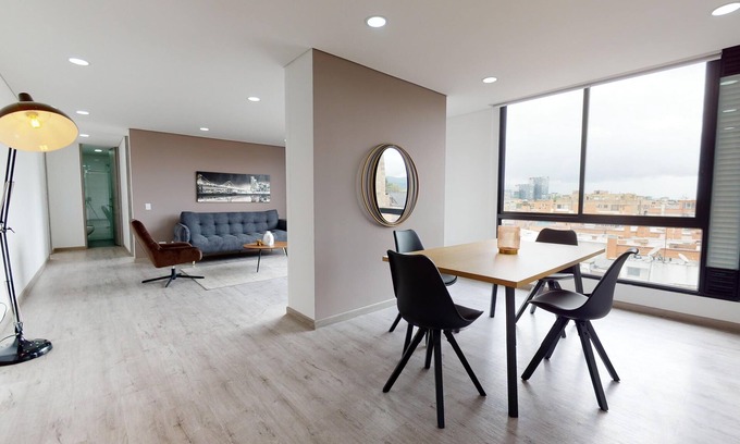 Calle 100 Apartment | Apartment on the 8th Floor of the Kappadocia Building, Bogota
