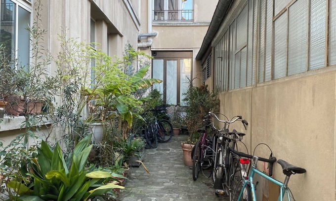 Quartier Saint-Ambroise Apartment | Apartment Paris Centre