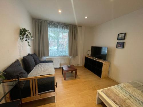 Oberbilk Apartment | Apartment, parterre, für 3 Gäste, Zentral gelegen, Mitsubishi Halle