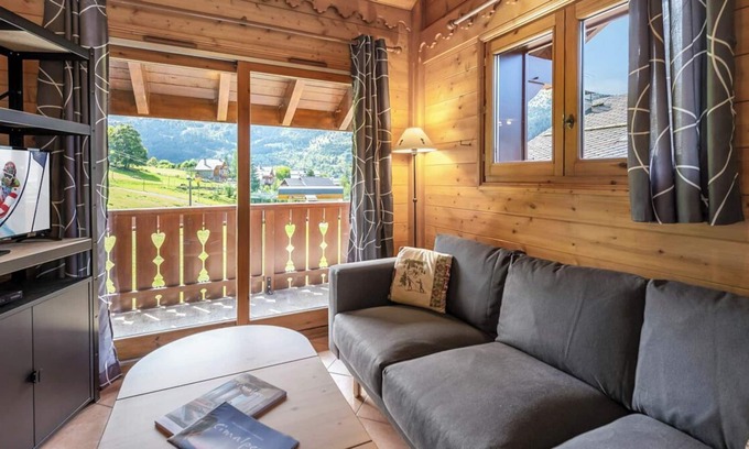 Meribel Village Villa | Apartment Perdrix 5 - Three Bedroom Villa, Sleeps 6