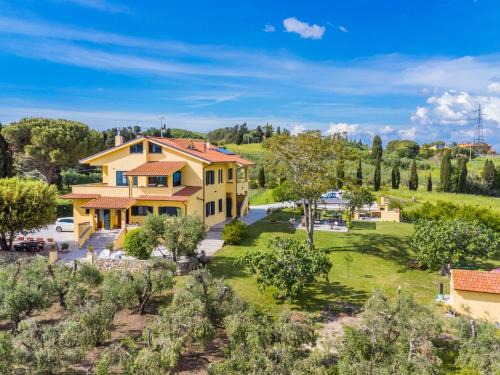 Rosignano Marittimo Apartment | Apartment Podere la Maestà by Interhome