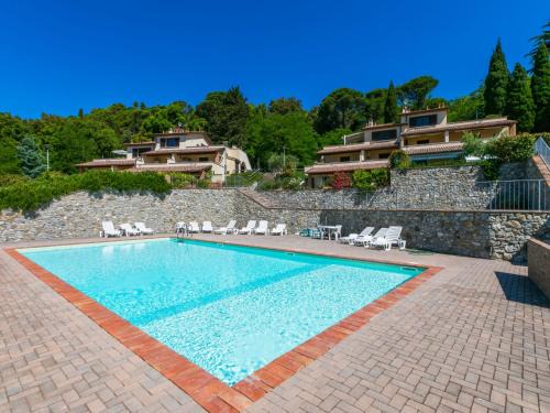 Riparbella Apartment | Apartment Poggio di Nocola-1 by Interhome