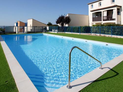 La Bernerie-en-Retz Apartment | Apartment Port Saint-Jacques by Interhome