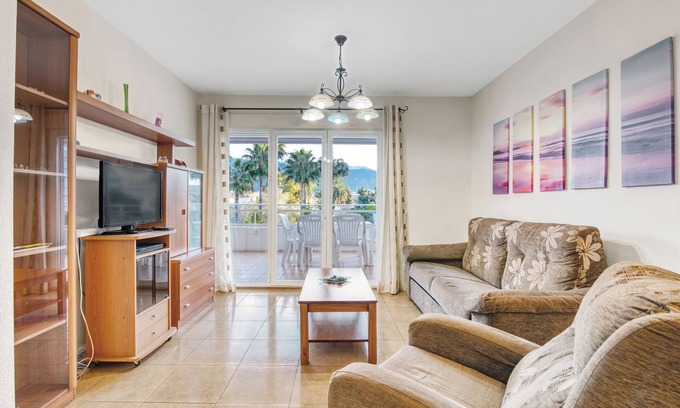 Denia Apartment | Apartment "Puerto Romano" with Mountain View, Shared Pool & Wi-Fi