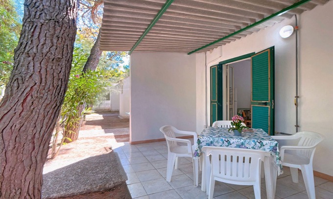 Scialara Apartment | Apartment 'Sabbia d'oro, 301' with Shared Pool and Wi-Fi