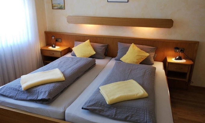 Kaimt Bed & Breakfast | Apartment shower/WC, vineyard view - Schier, Appart-Pension