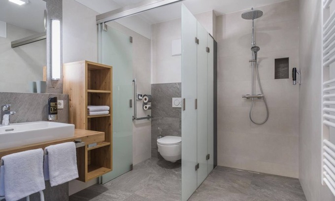 Hinterstoder Apartment | Apartment Spitzmauer, wonderful mountain view, balcony - Appartementhaus Madlen