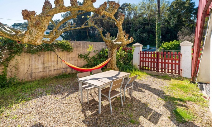 Tarnos Apartment | Apartment 'T3 Pays Basque Sud Landes' with Private Garden, Balcony and Wi-Fi