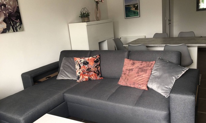 Benodet Apartment | APARTMENT T3 Small sea view 150 meters from the beach.