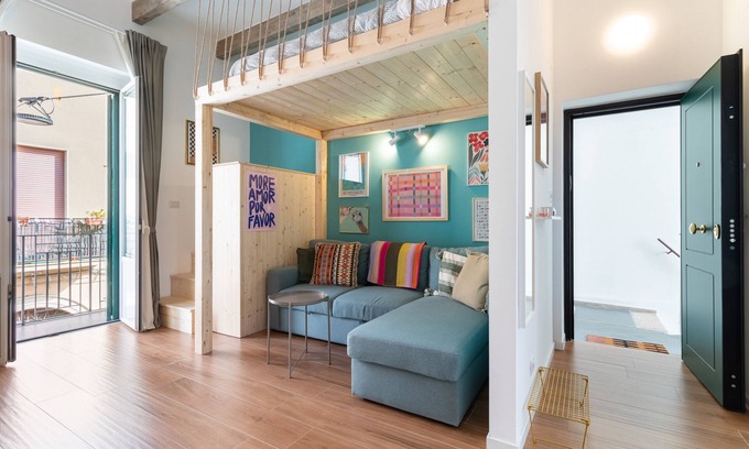 Municipio 5 Apartment | Apartment 'The Tiny House 70128' with Balcony, Wi-Fi and Air Conditioning