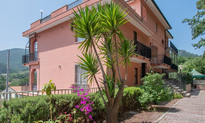 Pietra Ligure Apartment | Apartment Turchese