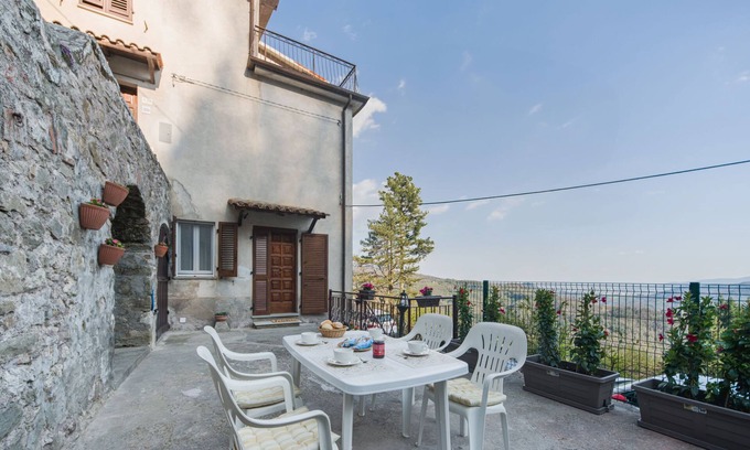 Gello Apartment | Apartment Viola by Interhome