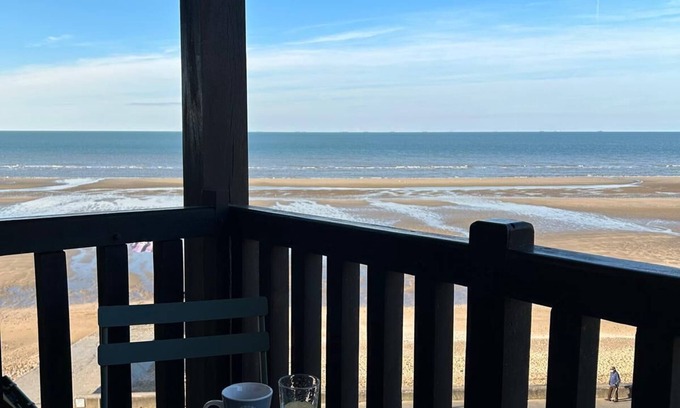 Normandy Apartment | Apartment with sea view