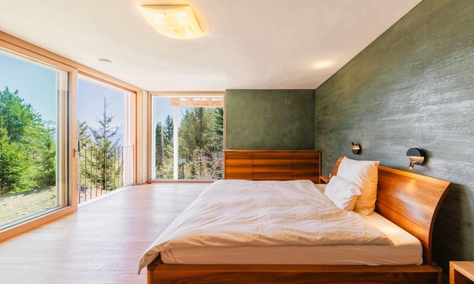 San Genesio Atesino Apartment | Apartment with a breathtaking mountain panorama - near Bolzano