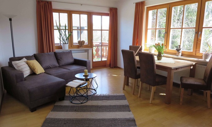 Seeon-Seebruck Apartment | Apartment with balcony and 2 separate bedrooms