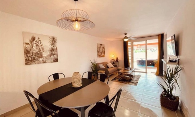 Remire Montjoly House | Apartment with jacuzzi Route des plages