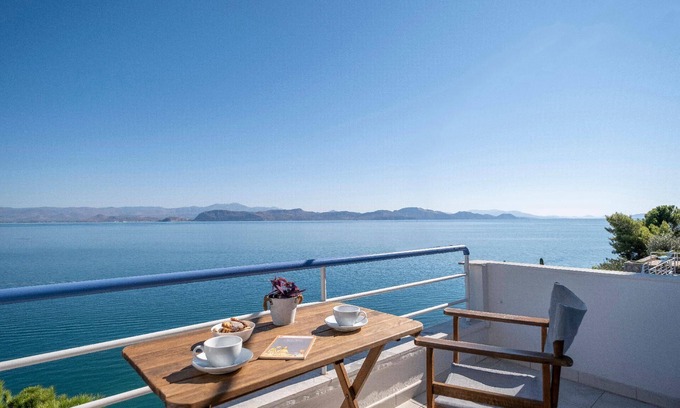 Kiveri Apartment | Apartment with stunning views in Kiveri