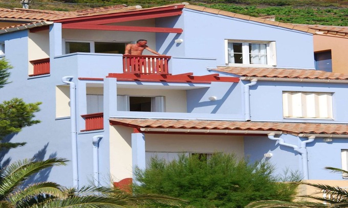 Cerbere Apartment | Apartment with Terrace Views