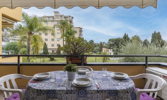 Sanremo Apartment | Apartment with WiFi, A/C, pool in Residance | AP34