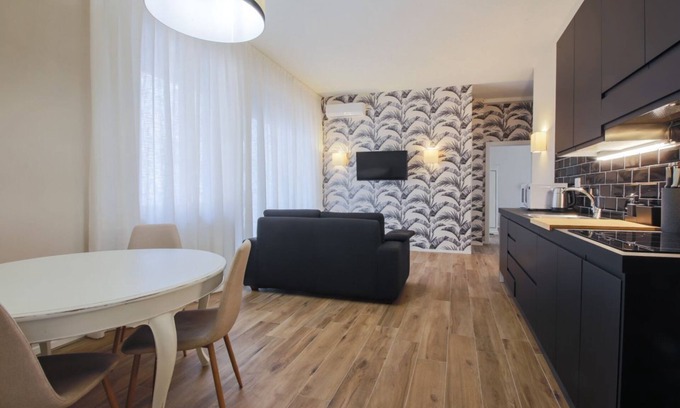 Santa Maria Novella Apartment | Apartments Florence Novella Bloom 2bdr