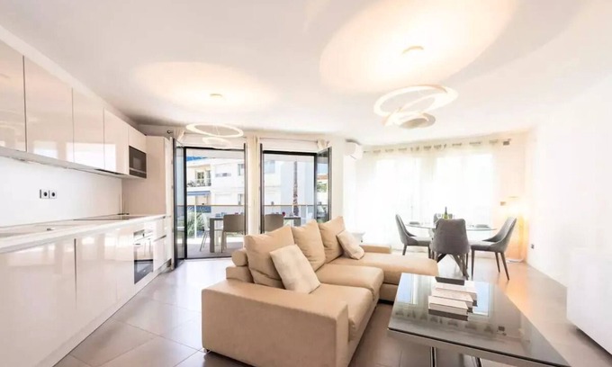 Pointe Croisette Apartment | Apartments for 4 People