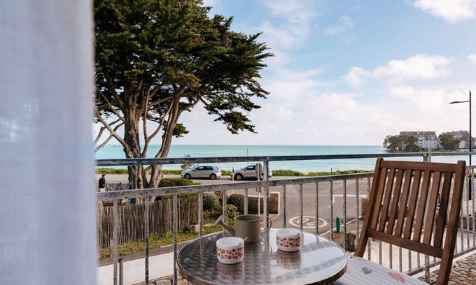 La Trinite-sur-Mer Apartment | Appart 3P pour 4, plage à 20m, wifi, balcon - FR-1-477-225