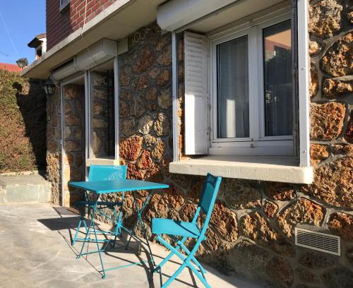 Bievres Apartment | Appart au calme