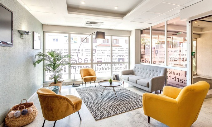 Gaillard Hotel | Appart'City Classic Genève – Gaillard