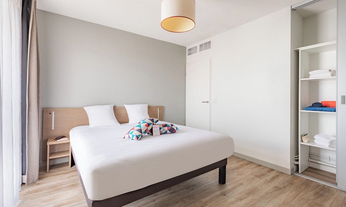 Saint-Assiscle Apartment | Appart'City Confort Perpignan Centre Gare